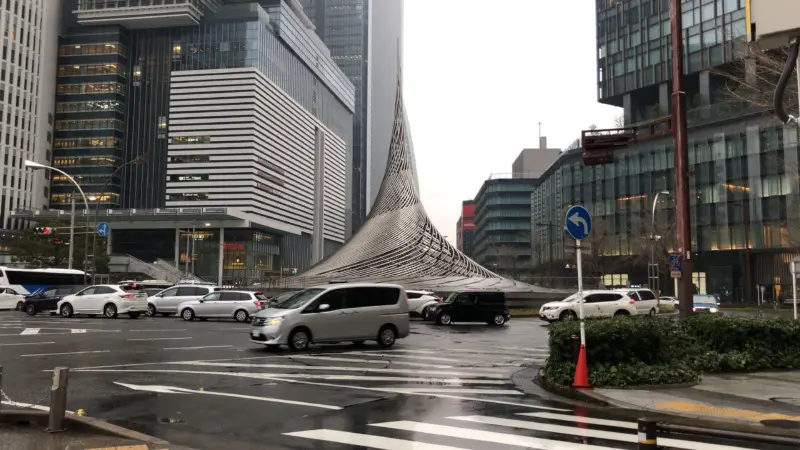 名古屋駅で有名なあのオブジェを見納めする 34feed